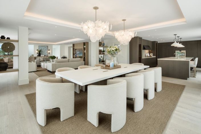 Image No.20-6 Bed Property for sale