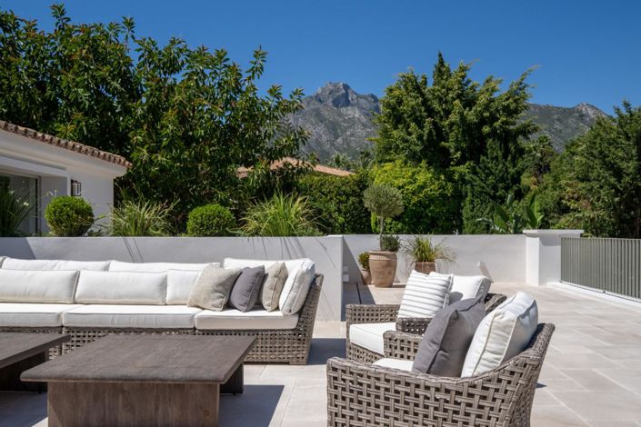 Image No.33-6 Bed Property for sale