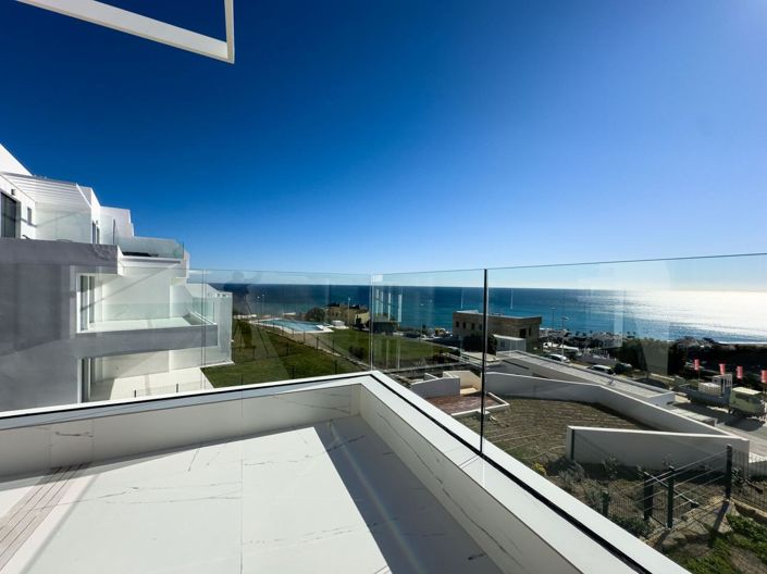 Image No.19-2 Bed Property for sale