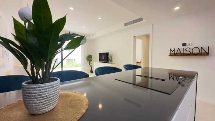 Image No.3-2 Bed Property for sale