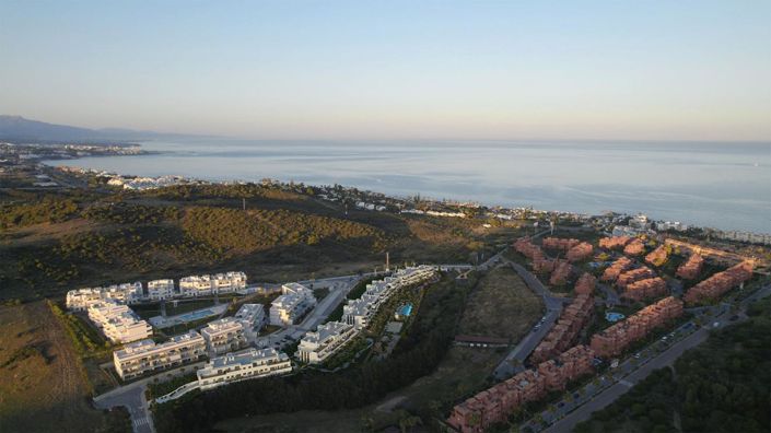 Image No.1-2 Bed Property for sale