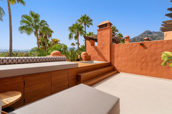 Image No.34-4 Bed Property for sale