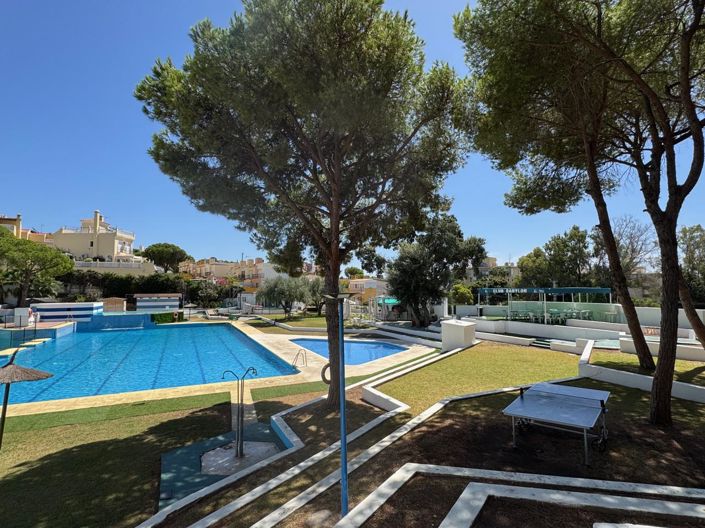 Image No.3-2 Bed Property for sale