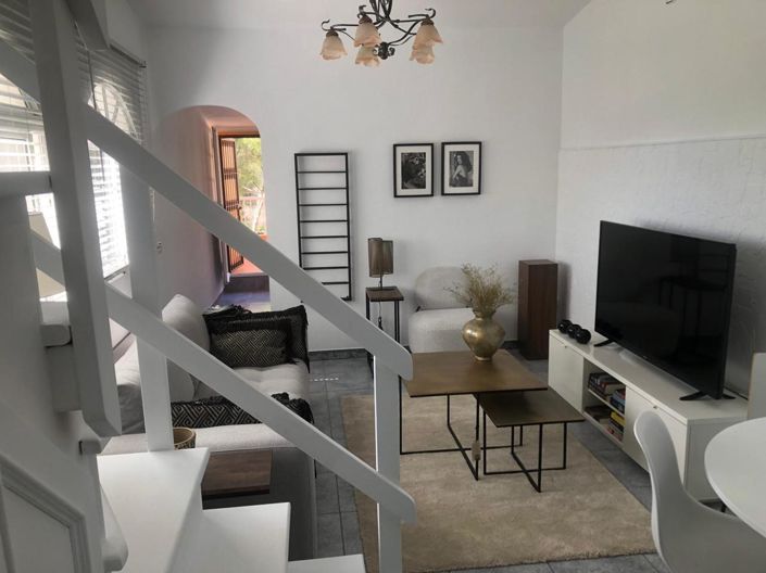 Image No.8-2 Bed Property for sale