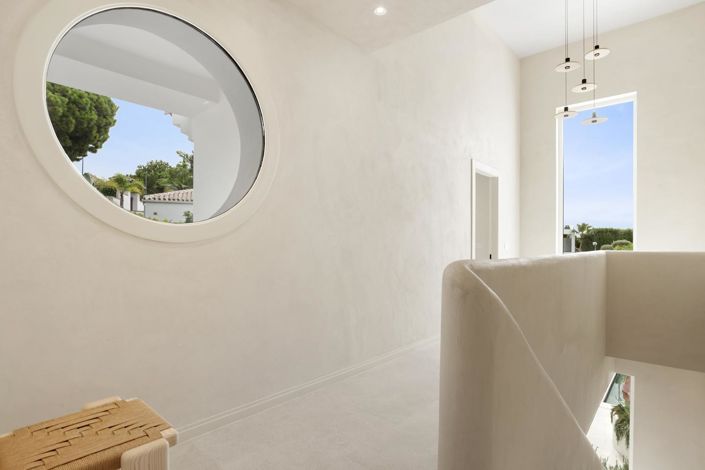 Image No.22-4 Bed Property for sale