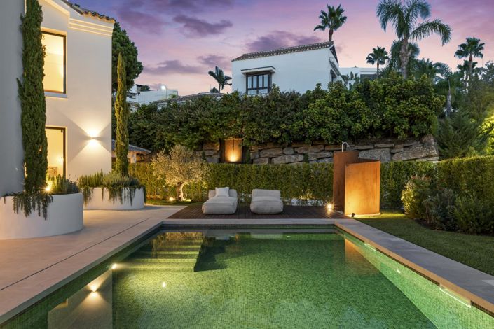 Image No.3-4 Bed Property for sale