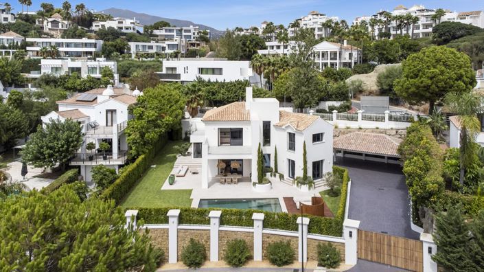 Image No.35-4 Bed Property for sale