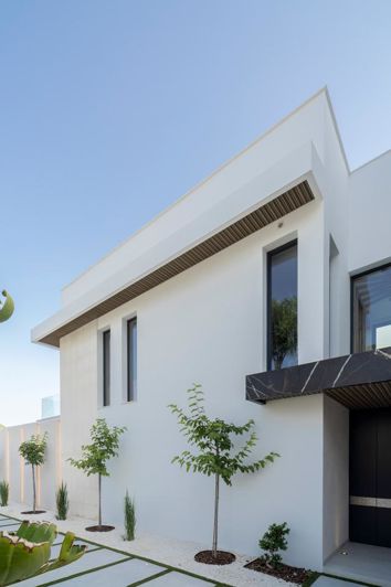 Image No.36-6 Bed Property for sale