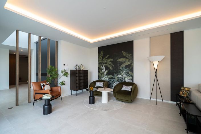 Image No.9-6 Bed Property for sale