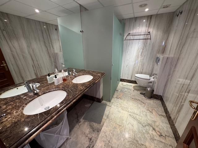 Image No.14-2 Bed Property for sale