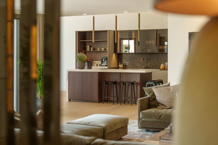 Image No.27-5 Bed Property for sale