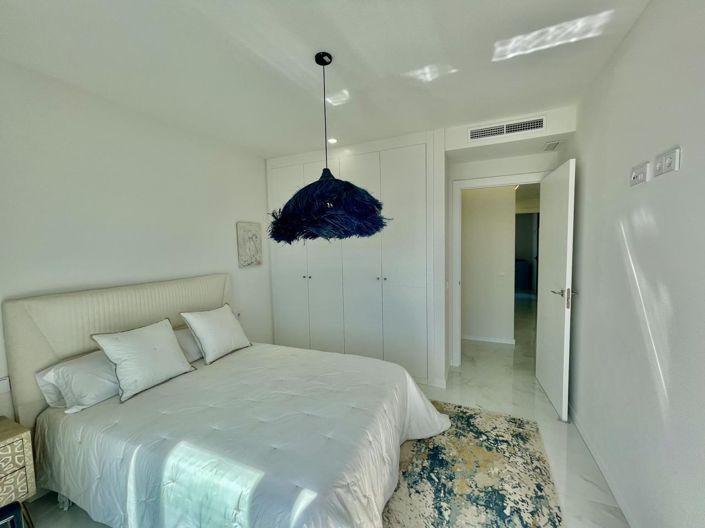 Image No.15-3 Bed Property for sale