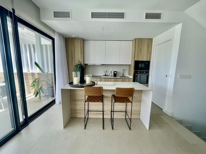 Image No.19-3 Bed Property for sale