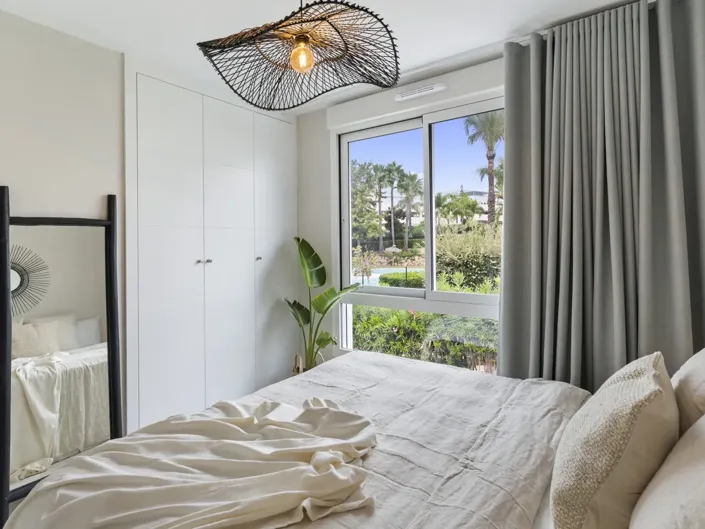 Image No.11-5 Bed Property for sale