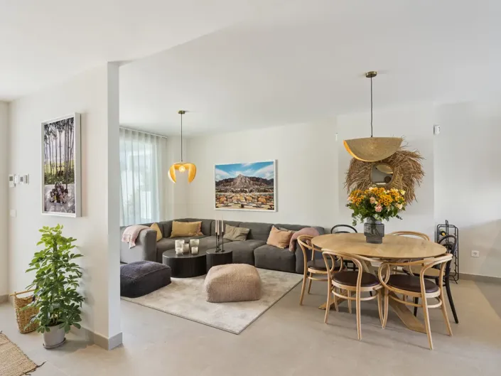 Image No.7-5 Bed Property for sale