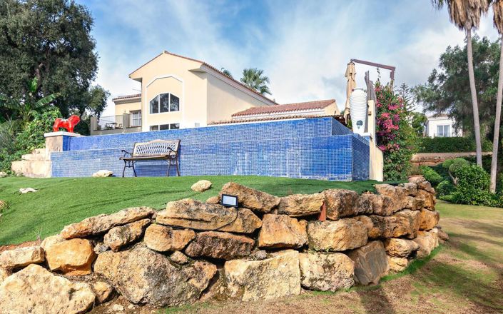 Image No.38-6 Bed Property for sale