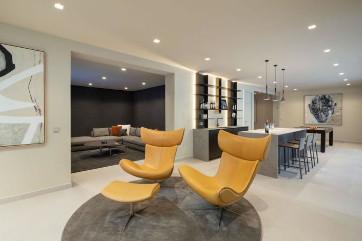 Image No.26-5 Bed Property for sale