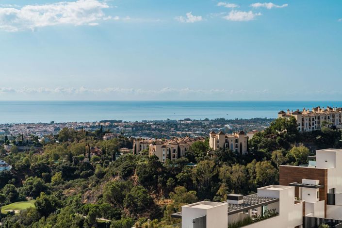 Image No.6-3 Bed Property for sale