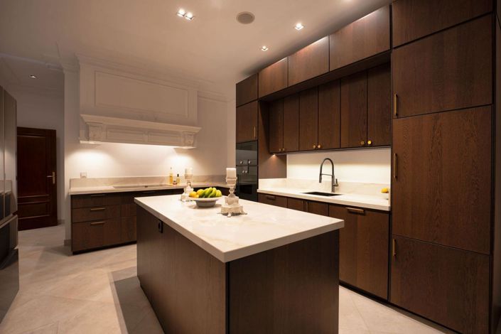 Image No.19-4 Bed Property for sale