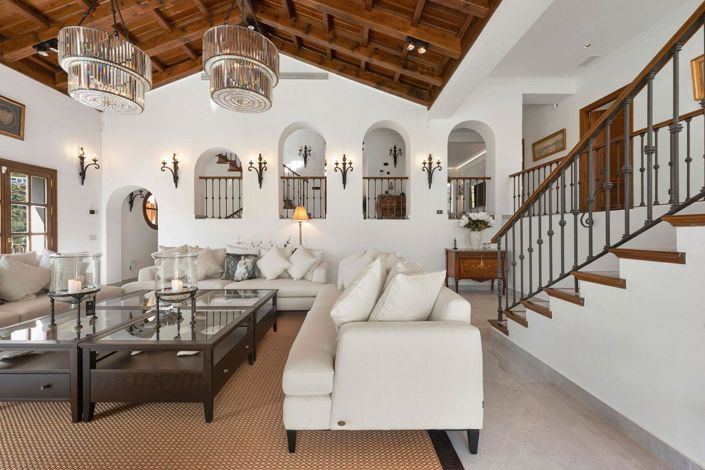 Image No.3-4 Bed Property for sale