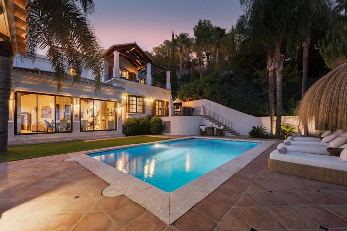 Image No.9-4 Bed Property for sale