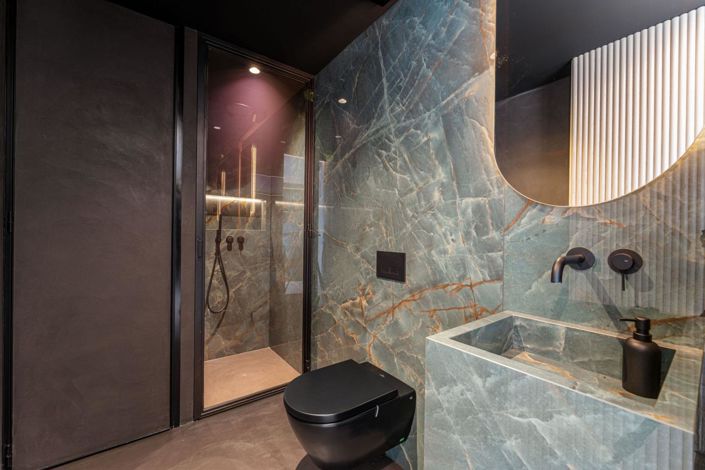 Image No.25-4 Bed Property for sale