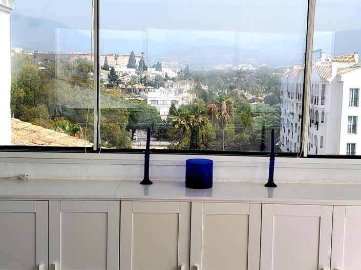 Image No.14-3 Bed Property for sale