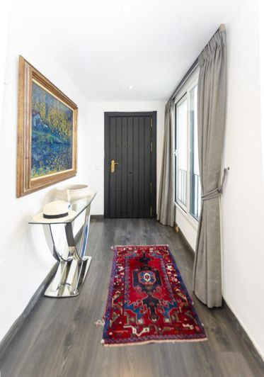 Image No.25-3 Bed Property for sale