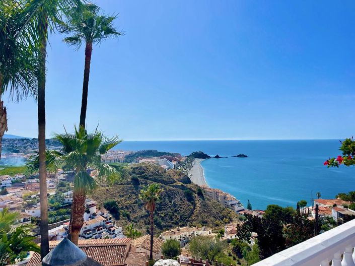 Image No.2-7 Bed Property for sale