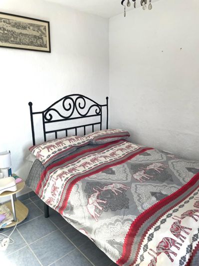 Image No.9-7 Bed Property for sale