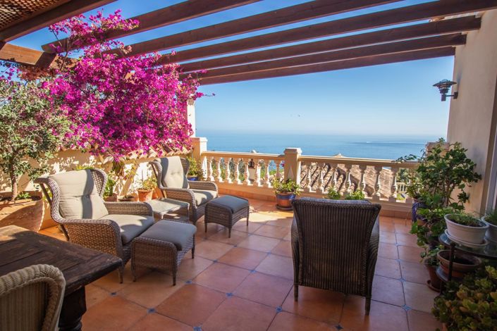 Image No.35-4 Bed Property for sale