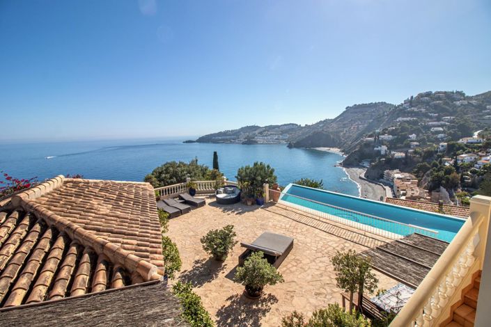 Image No.39-4 Bed Property for sale