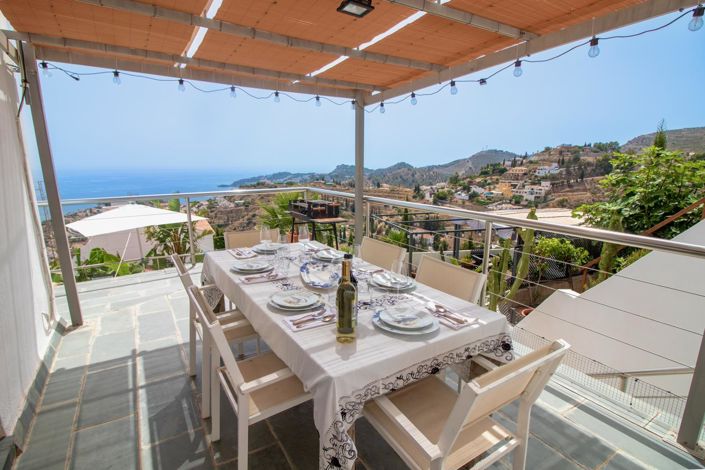 Image No.31-5 Bed Property for sale