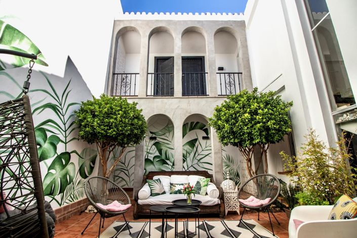 Image No.14-5 Bed Property for sale