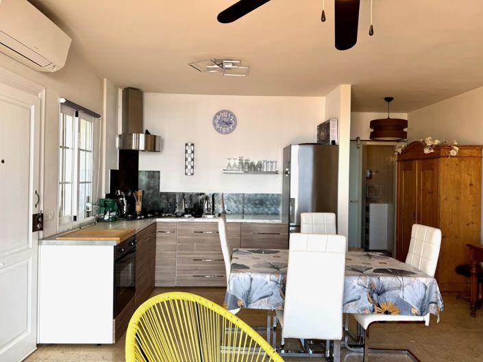 Image No.10-2 Bed Property for sale