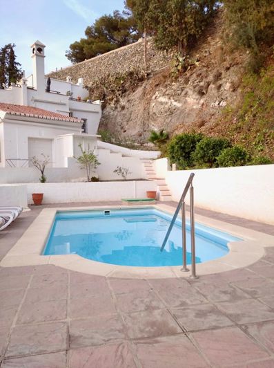 Image No.24-2 Bed Property for sale