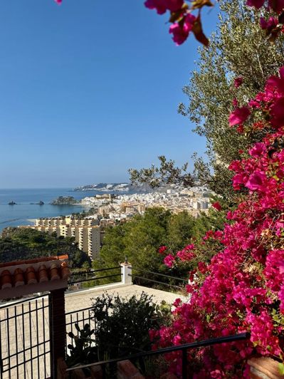 Image No.7-2 Bed Property for sale