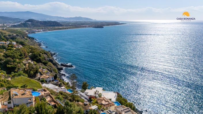 Image No.2-4 Bed Property for sale