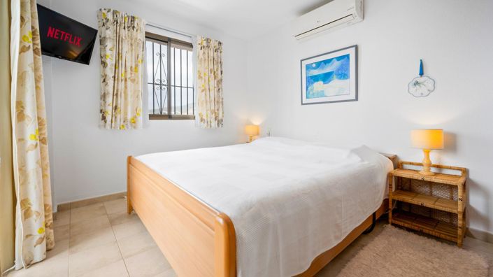 Image No.34-4 Bed Property for sale