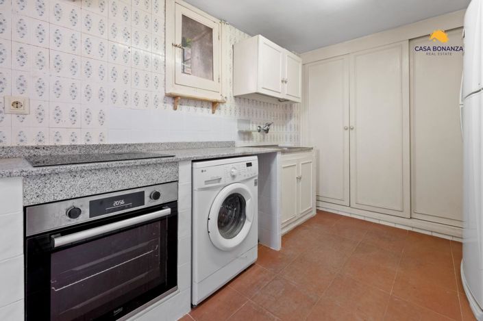 Image No.7-5 Bed Property for sale