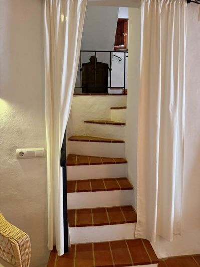 Image No.19-1 Bed Property for sale