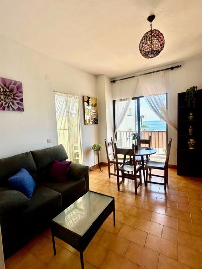 Image No.4-3 Bed Property for sale