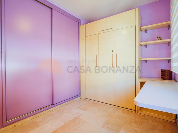 Image No.15-3 Bed Property for sale