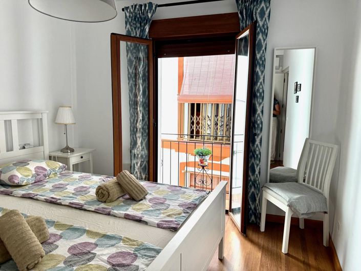 Image No.22-3 Bed Property for sale