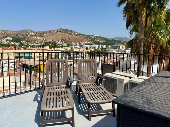 Image No.5-3 Bed Property for sale