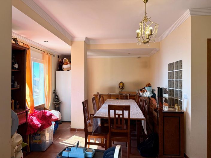 Image No.20-4 Bed Property for sale