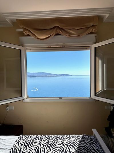 Image No.27-4 Bed Property for sale