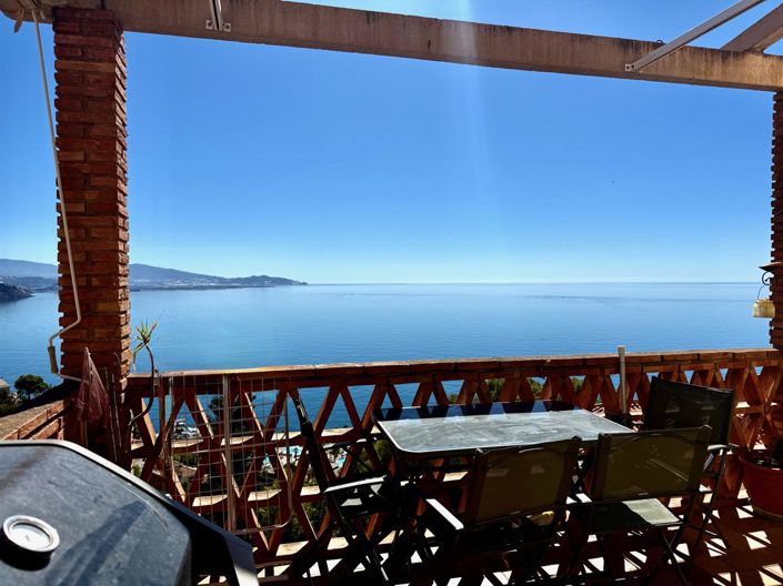 Image No.7-4 Bed Property for sale