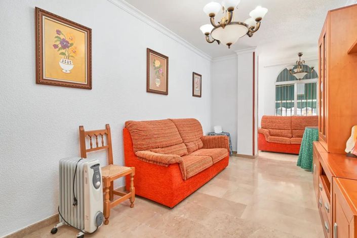 Image No.11-4 Bed Property for sale