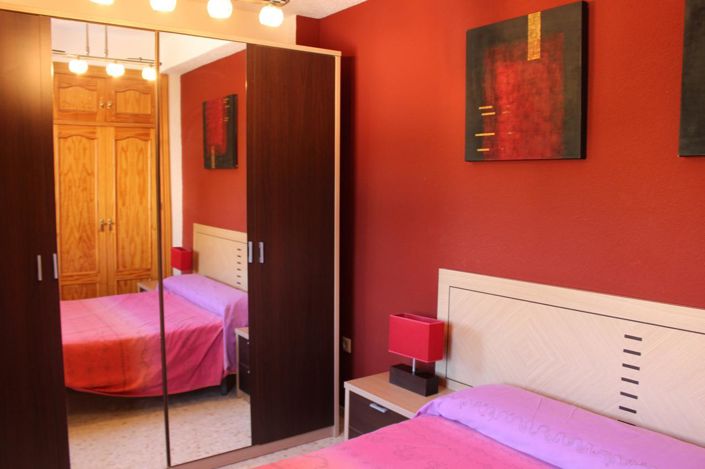 Image No.28-4 Bed Property for sale